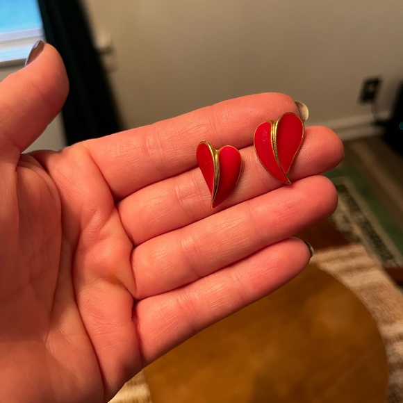 Vintage Red Heart Earrings, Valentines Day Earrings, Heart Earrings, Heart. - Picture 6 of 7